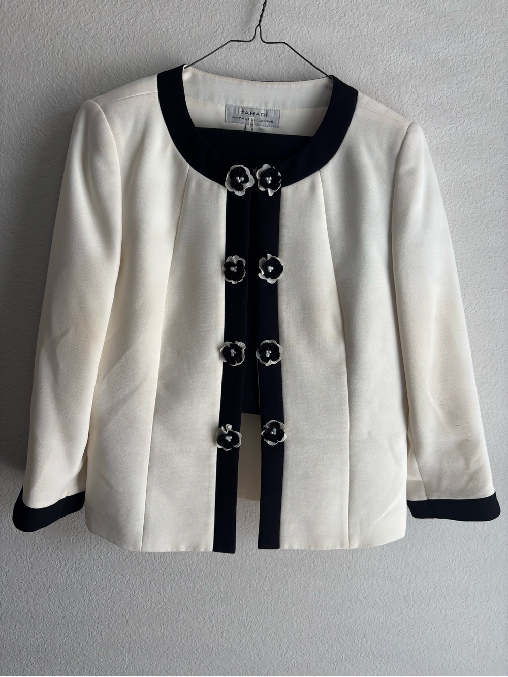 Tahari Ivory Jacket/Skirt set with Black Trim and Floral Buttons